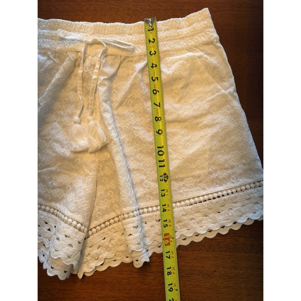 Veronica Beard Tijana Shorts Women's Size XL White Embroidered Scalloped Tassel‎ - Picture 8 of 13